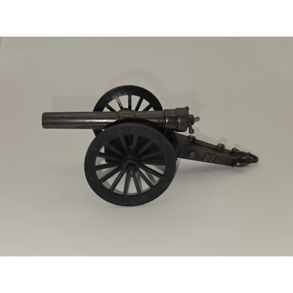 Vintage ‎ Civil War Cannon Miniature Cast Iron plastic wheels / pencil sharpener